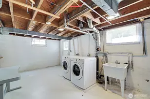 6827 36th Ave NE, Seattle, WA 98115 - Photo 23
