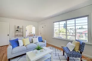 6827 36th Ave NE, Seattle, WA 98115 - Photo 5