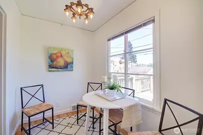 6827 36th Avenue NE, Seattle, WA 98115 - Photo 9