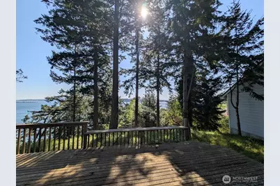 7537 Holiday Boulevard, Guemes Island, WA 98221 - Photo 5