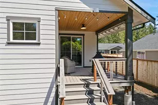 200 E Susan Ln, Union, WA 98592 - Photo 31