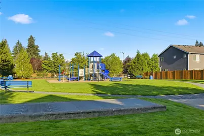 12855 NE 197th Place, Woodinville, WA 98072 - Photo 35
