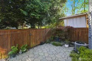 12855 NE 197th Pl, Woodinville, WA 98072 - Photo 33