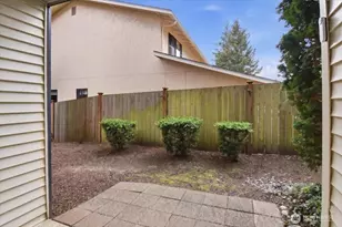 8615 238th Street SW, Edmonds, WA 98026 - Photo 23