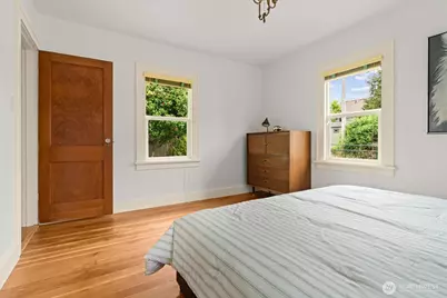 908 N 102nd, Seattle, WA 98133 - Photo 17