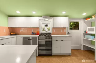 908 N 102nd, Seattle, WA 98133 - Photo 11