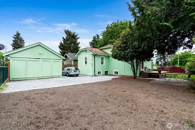 908 N 102nd, Seattle, WA 98133 - Photo 3