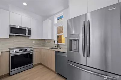 1136 A NW 57th Street, Seattle, WA 98107 - Photo 7