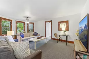 2025 Boylston Ave E, Seattle, WA 98102 - Photo 27