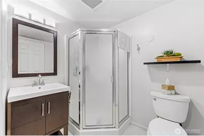 2025 Boylston Avenue E, Seattle, WA 98102 - Photo 35