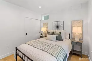 4113 Chilberg Ave SW, Seattle, WA 98116 - Photo 25