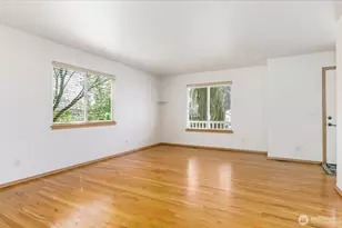726 SW Puffin St, Oak Harbor, WA 98277 - Photo 5