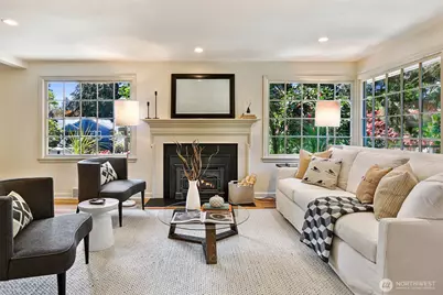 3803 NE 82nd Street, Seattle, WA 98115 - Photo 5