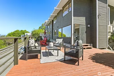2122 Halleck Avenue SW, Seattle, WA 98116 - Photo 1