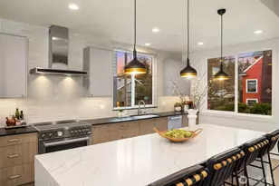 4406 1st Ave NE, Seattle, WA 98105 - Photo 17