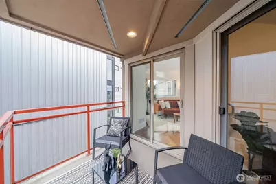 711 E Denny Way #306, Seattle, WA 98122 - Photo 15