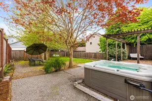 1811 29th Ave, Seattle, WA 98122 - Photo 7