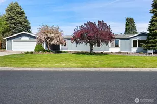 1435 E 4th St, Deer Park, WA 99006 - Photo 1