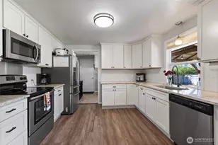 123 115th St E, Tacoma, WA 98445 - Photo 9