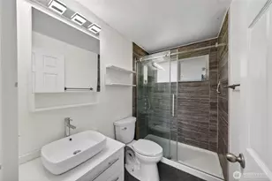 945 Walker Ave, Oak Harbor, WA 98277 - Photo 11
