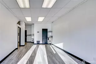 922 Washington St, Port Townsend, WA 98368 - Photo 17