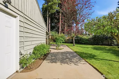 21225 96th Avenue W, Edmonds, WA 98020 - Photo 31