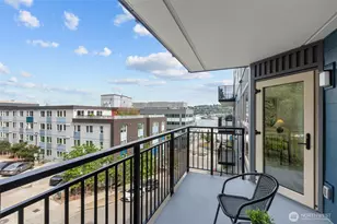 701 Galer St, Seattle, WA 98109 - Photo 25