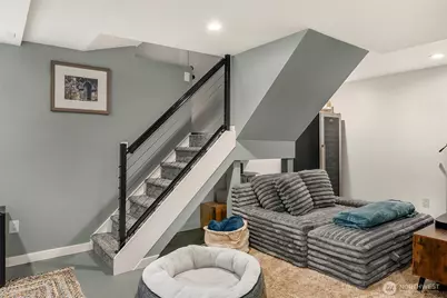 6411 Woodland Place N, Seattle, WA 98103 - Photo 19