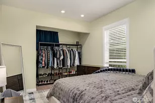 6411 Woodland Pl N, Seattle, WA 98103 - Photo 13