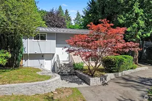 11040 40th Ave NE, Seattle, WA 98125 - Photo 1