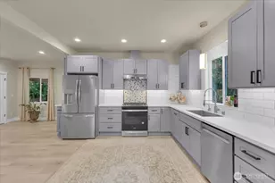 1273 Beach Dr E, Port Orchard, WA 98366 - Photo 19