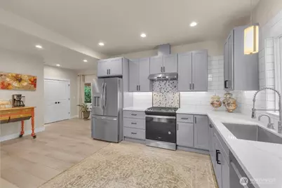 1273 Beach Drive E, Port Orchard, WA 98366 - Photo 17