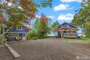 1273 Beach Dr E, Port Orchard, WA 98366 - Photo 1