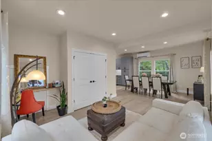 1273 Beach Dr E, Port Orchard, WA 98366 - Photo 11