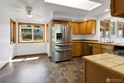 2004 7th Street SW, Puyallup, WA 98371 - Photo 11