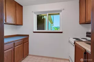 2004 7th St SW, Puyallup, WA 98371 - Photo 25