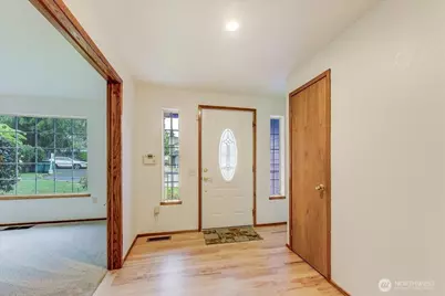 20426 Dayton Avenue N, Shoreline, WA 98133 - Photo 3