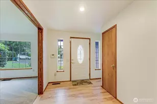 20426 Dayton Ave N, Shoreline, WA 98133 - Photo 3