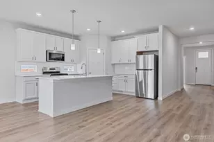 3621 SW Cardiff St, Port Orchard, WA 98367 - Photo 9