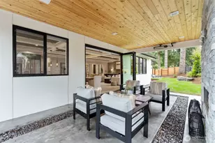 12608 NE 30th St, Bellevue, WA 98005 - Photo 13