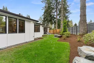 12608 NE 30th St, Bellevue, WA 98005 - Photo 37