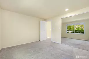 10435 SE 13th St, Bellevue, WA 98004 - Photo 25