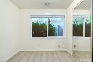 10435 SE 13th St, Bellevue, WA 98004 - Photo 27