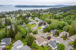 2020 Meadows Ln, Anacortes, WA 98221 - Photo 29