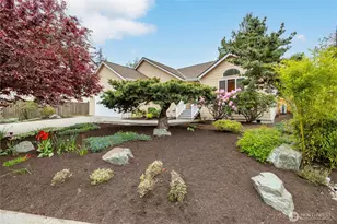 2020 Meadows Ln, Anacortes, WA 98221 - Photo 1