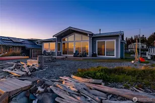 121 Keystone Ave, Coupeville, WA 98239 - Photo 3