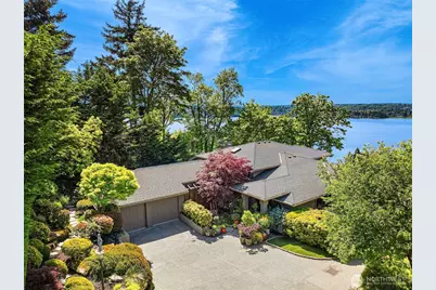 7447 W Mercer Way, Mercer Island, WA 98040 - Photo 1