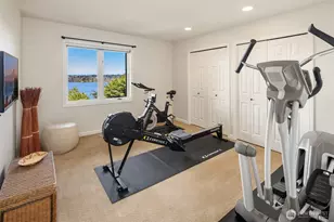 7447 W Mercer Way, Mercer Island, WA 98040 - Photo 29