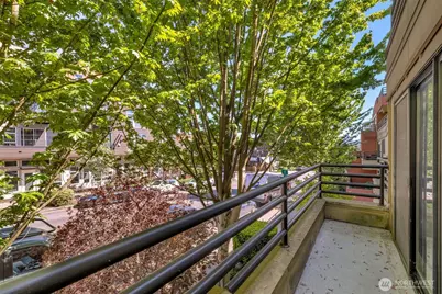 3401 Wallingford Avenue N #210, Seattle, WA 98103 - Photo 21