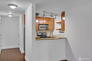 3401 Wallingford Ave N, Seattle, WA 98103 - Photo 7